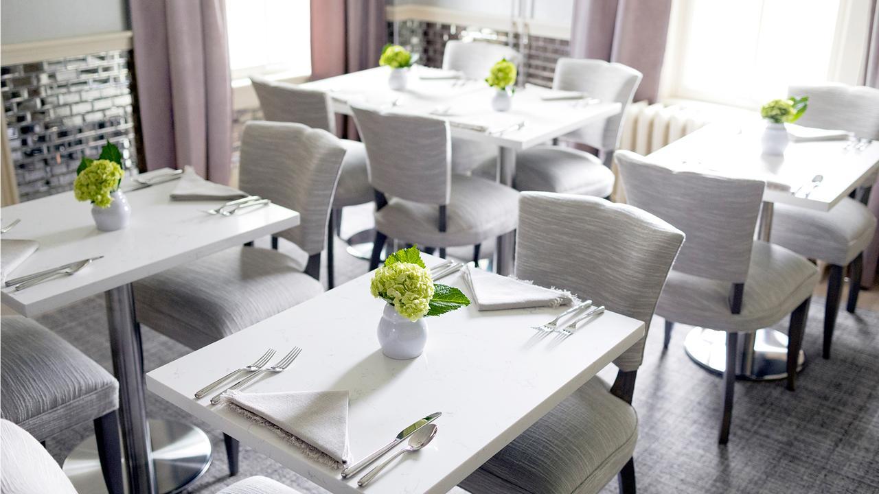 33 Main Hotel Lenox Kültér fotó